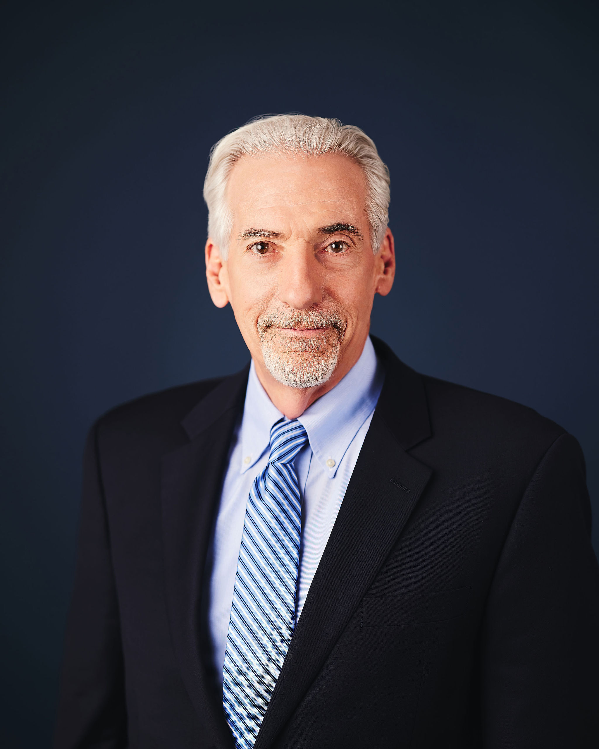  Charles Drago
